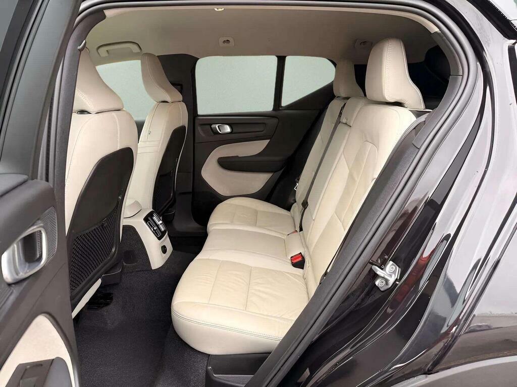 Volvo XC40 1.5H T5 Twin Engine Recharge 10.7Kwh Inscription P GN71RUC Black #6