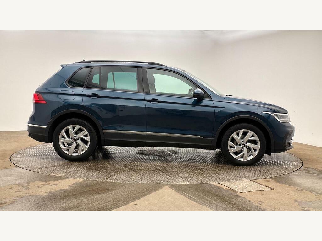 Volkswagen Tiguan 2.0 Tdi Life Euro 6 S S DA22WSW Blue #2