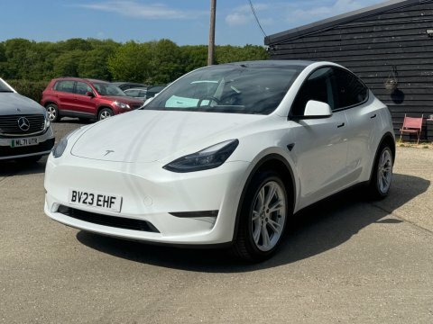 Tesla Model Y Dual Motor Long BV23EHF White #6