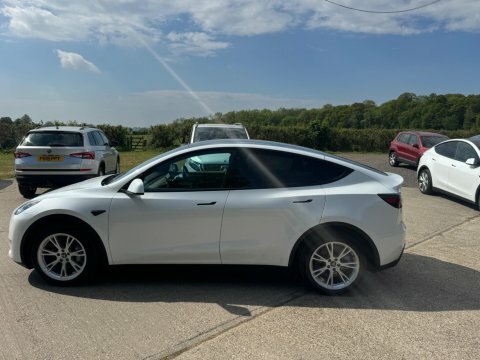 Tesla Model Y Dual Motor Long BV23EHF White #5
