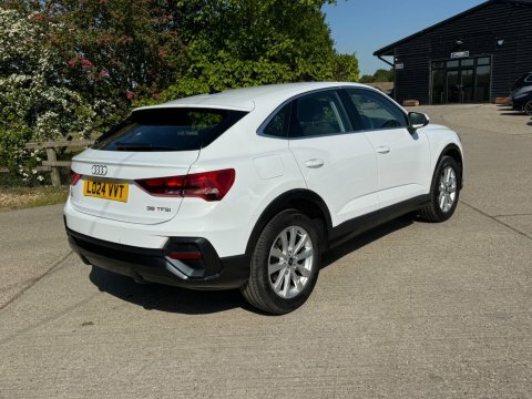 Audi Q3 1.5 Tfsi Cod LO24VVT White #5