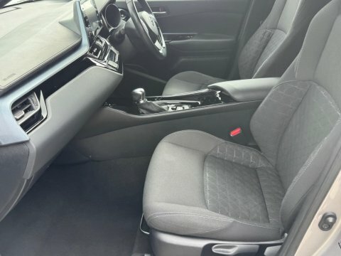 Toyota C-Hr 2.0 Vvt-h Design EN21GLF Silver #2