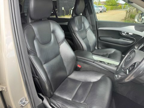 Volvo XC90 2.0 D5 Powerpulse FY17ODP Gold #2