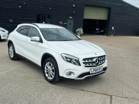 Mercedes-Benz GLA Class 1.6 Gla200 Se LP68RYJ White #6