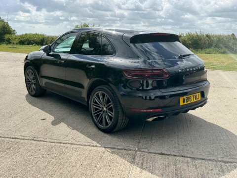 Porsche Macan 2.0T Pdk 4Wd WR18TWJ Black #6