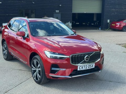 Volvo XC60 2.0H T8 Recharge Red