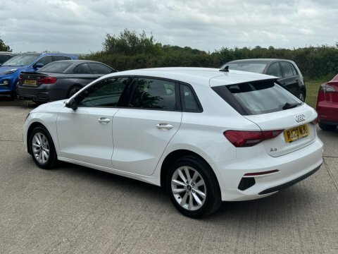 Audi A3 1.0 Tfsi 30 RJ23NJU White #6