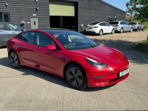 Tesla Model 3 Dual Motor Long Red
