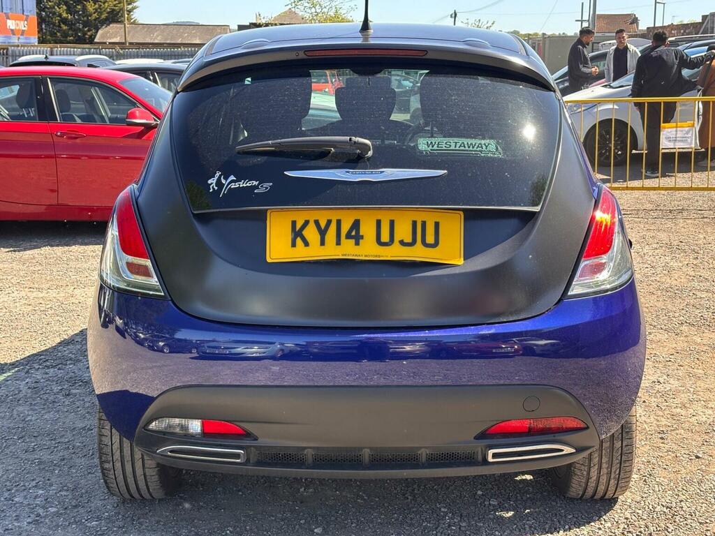 Chrysler Ypsilon Hatchback 1.2 S-series Euro 5 Ss 201414  #6
