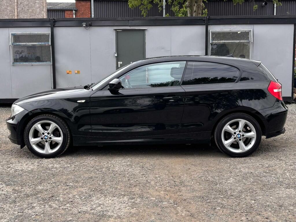 BMW 1 Series Hatchback 2.0 116I Sport Euro 5 Ss 201161 Black #4