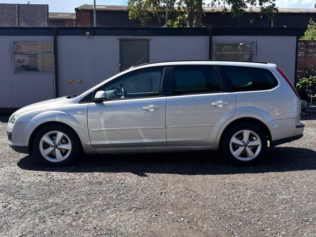 Ford Focus Estate 1.6 Tdci Zetec Climate 200808 Silver #4