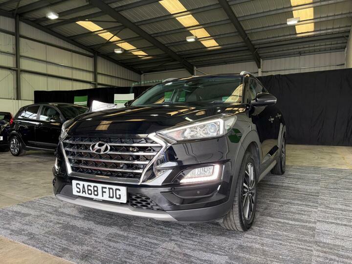 Hyundai Tucson 1.6 Crdi Premium Euro 6 Ss SA68FDG Black #2