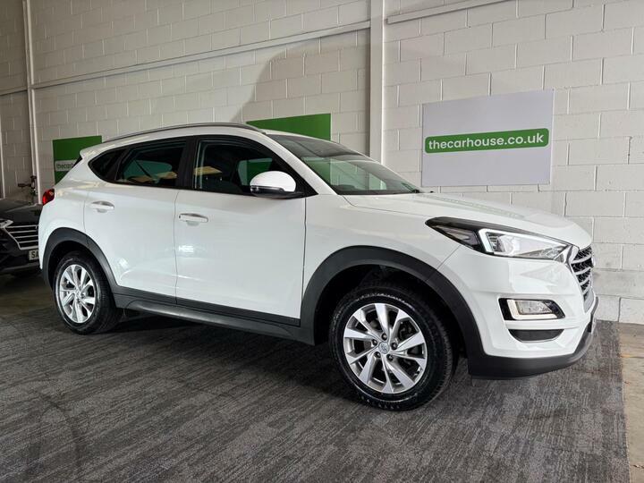 Hyundai Tucson 1.6 Gdi Se Nav Euro 6 Ss White
