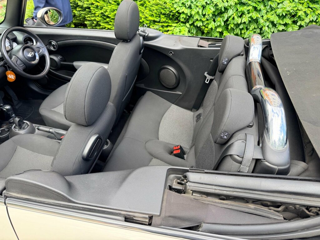 Mini Convertible 1.6 One Steptronic Euro 5 White #5