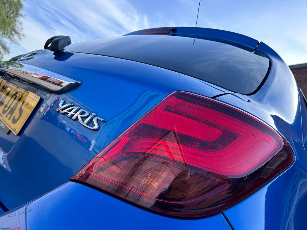 Toyota Yaris 1.33 Dual Vvt-i Excel Hatchback BJ64OAS Blue #2