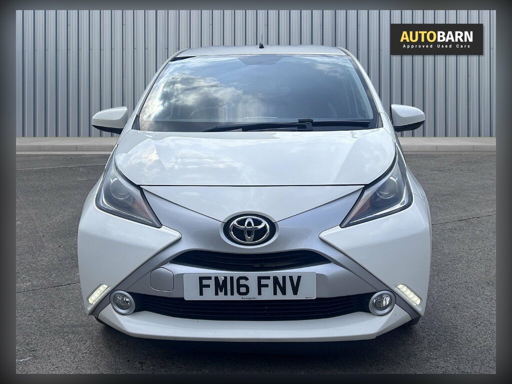 Toyota Aygo 1.0 Vvt-i X-pure Hatchback Euro FM16FNV White #6
