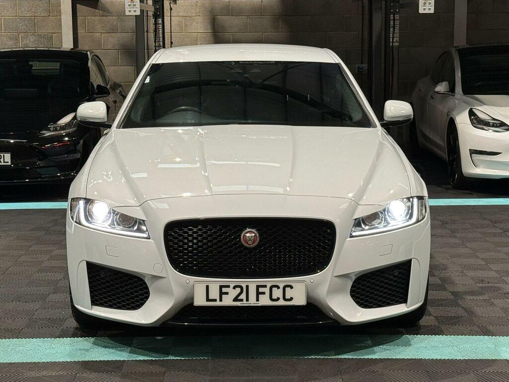 Jaguar XF Saloon 2.0D Chequered Flag Euro 6 Ss LF21FCC White #2