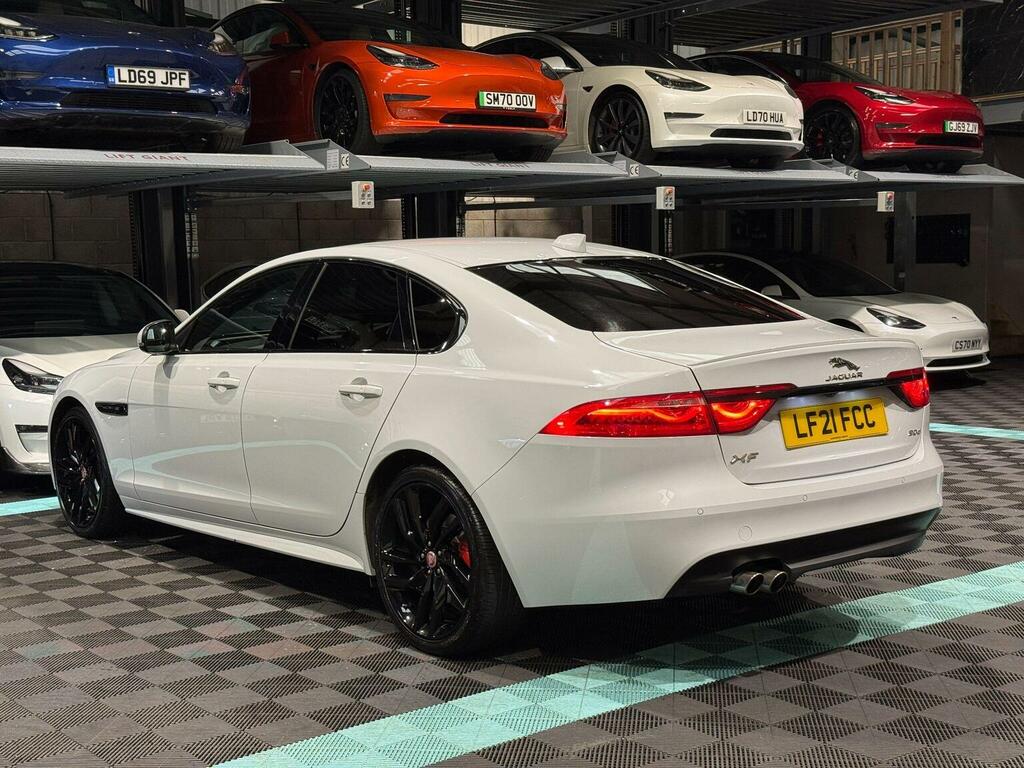 Jaguar XF Saloon 2.0D Chequered Flag Euro 6 Ss LF21FCC White #5
