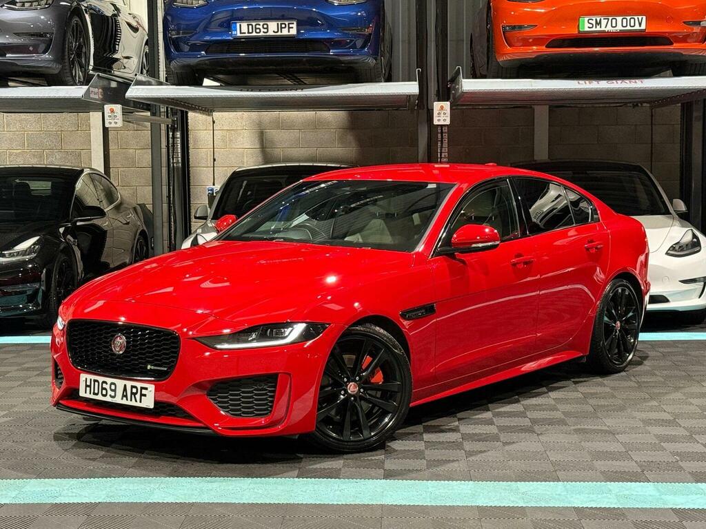 Jaguar XE Saloon 2.0 P250i R-dynamic S Euro 6 Ss Red #3