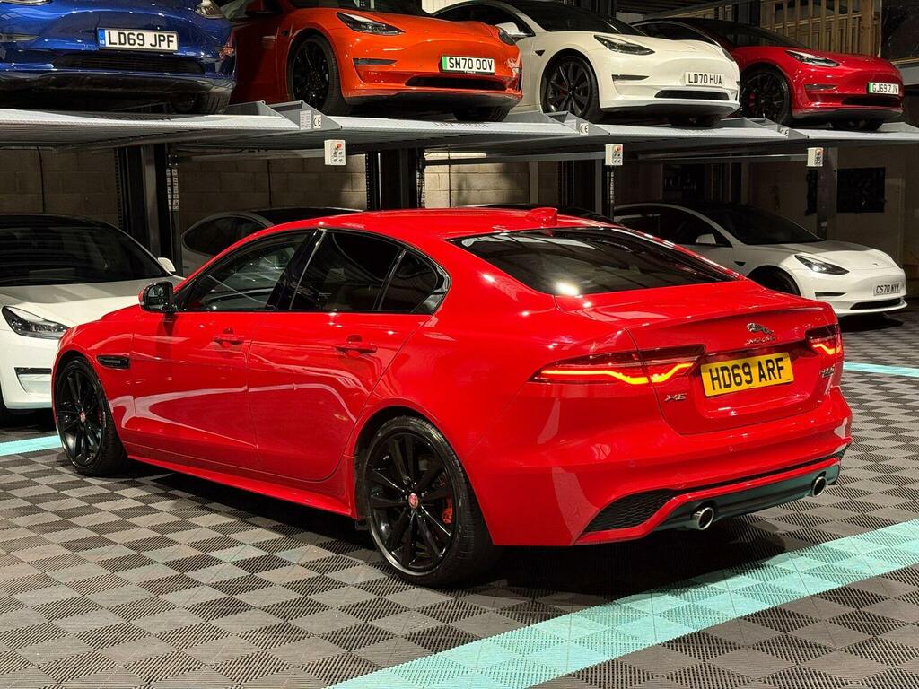 Jaguar XE Saloon 2.0 P250i R-dynamic S Euro 6 Ss Red #5