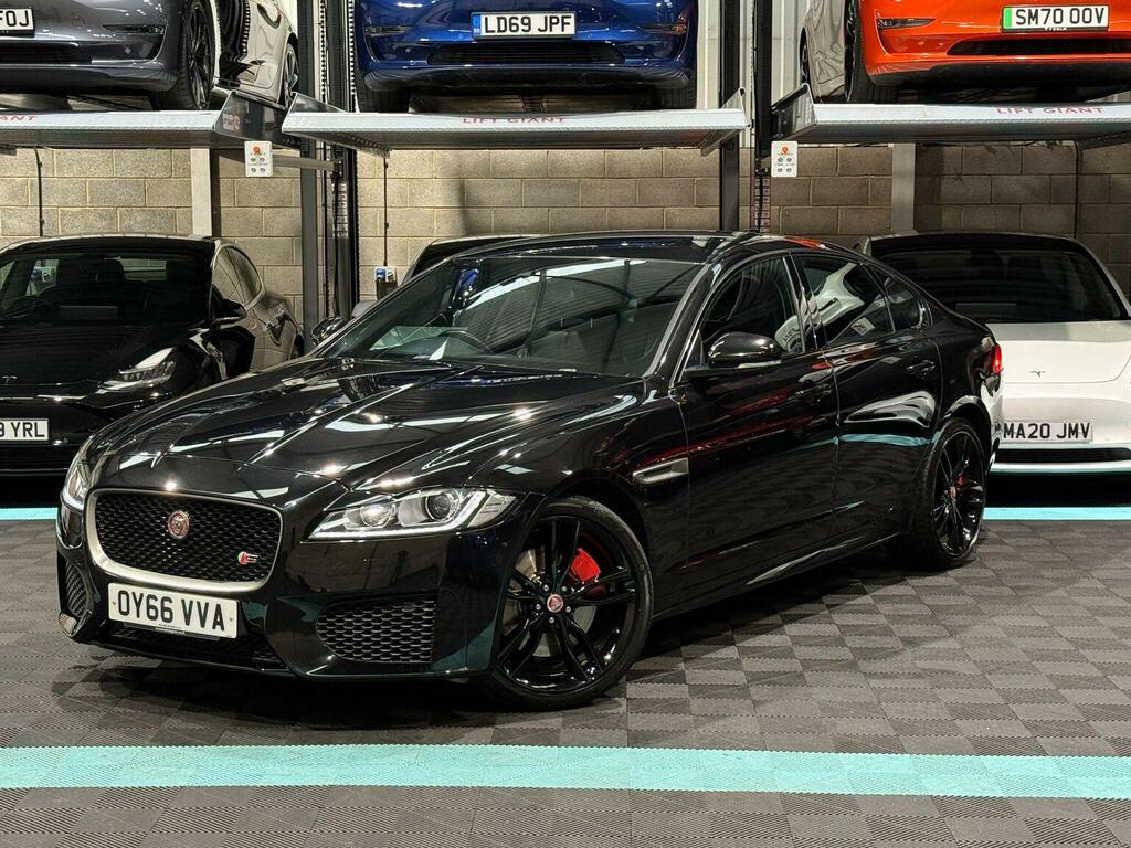 Jaguar XF Saloon 3.0D V6 S Euro 6 Ss 201666 OY66VVA Black #3