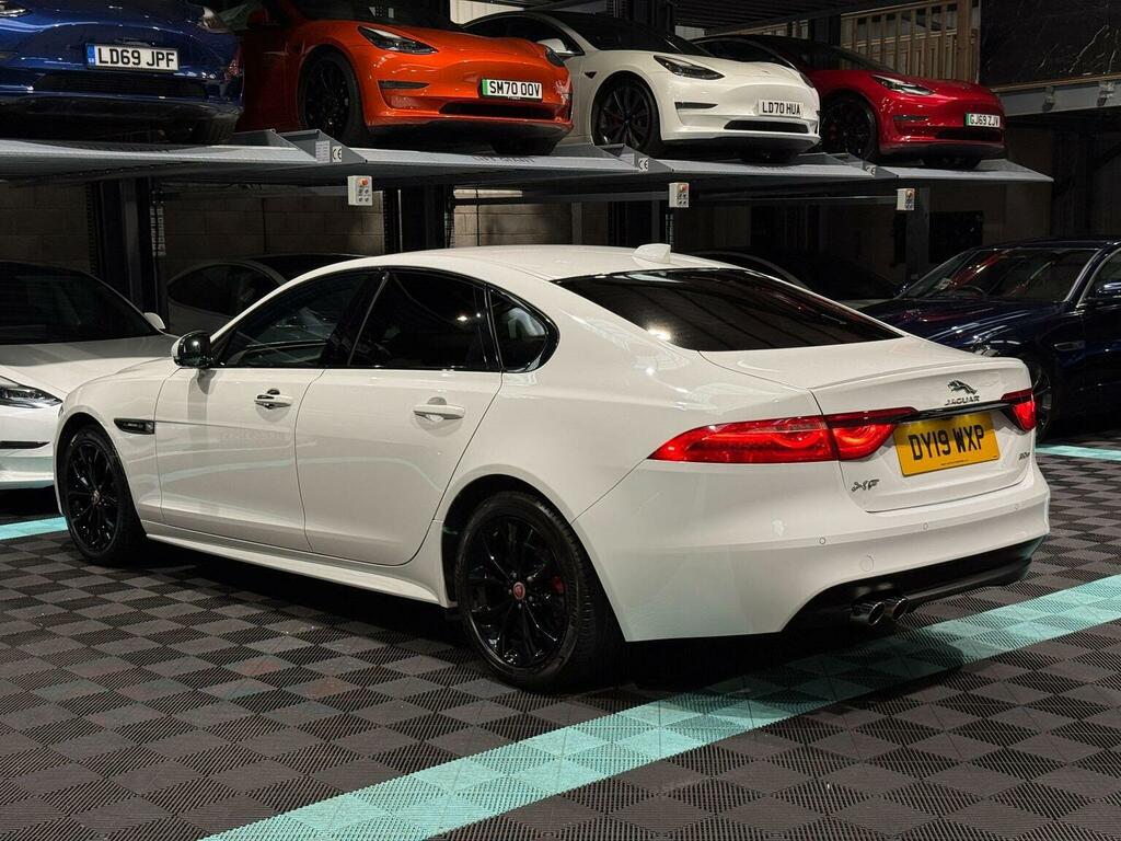 Jaguar XF Saloon 2.0D R-sport Euro 6 Ss 201919 DY19WXP White #5