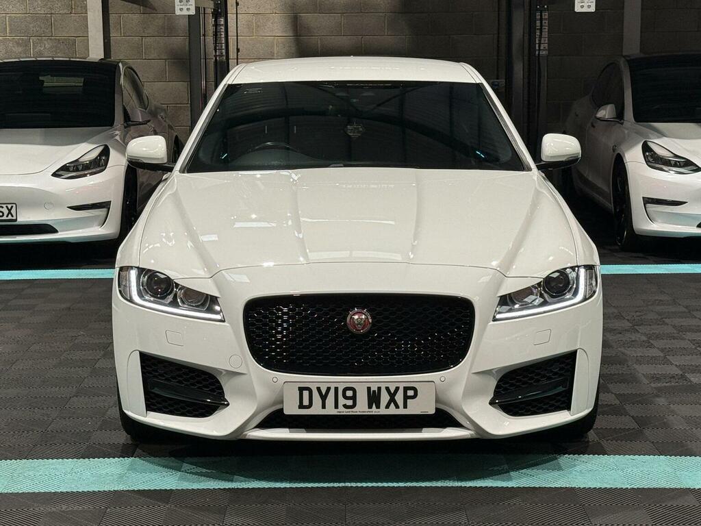 Jaguar XF Saloon 2.0D R-sport Euro 6 Ss 201919 DY19WXP White #2