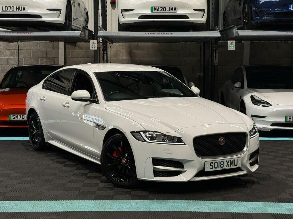 Jaguar XF Saloon 2.0D R-sport Euro 6 Ss 201818 White