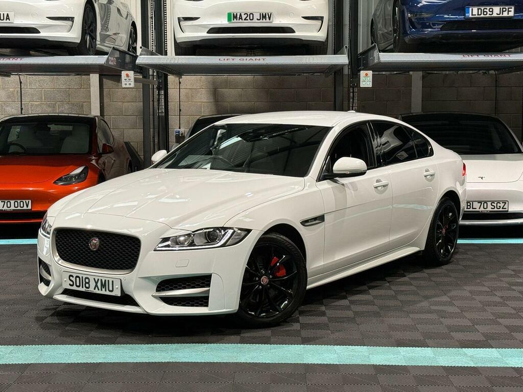 Jaguar XF Saloon 2.0D R-sport Euro 6 Ss 201818 SO18XMU White #3
