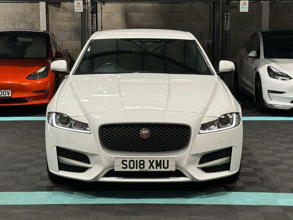 Jaguar XF Saloon 2.0D R-sport Euro 6 Ss 201818 SO18XMU White #2