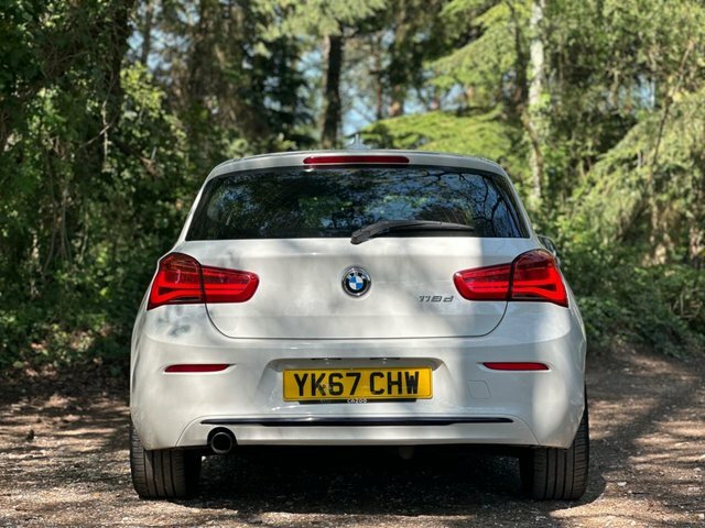 BMW 1 Series 2018 2.0 118D Sport Hatchback Eu YK67CHW White #3
