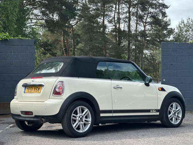 Mini Convertible 2011 1.6 One Convertible Euro 5 YE61XSW White #5