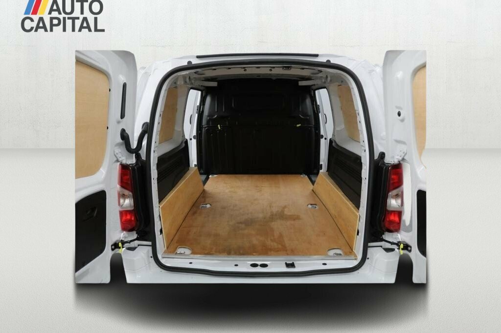 Peugeot Partner 1.5L Asphalt 6Dr KO24UVE White #3