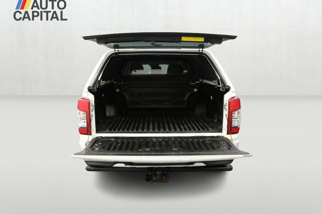 Mitsubishi L200 2L Dc Warrior White #3