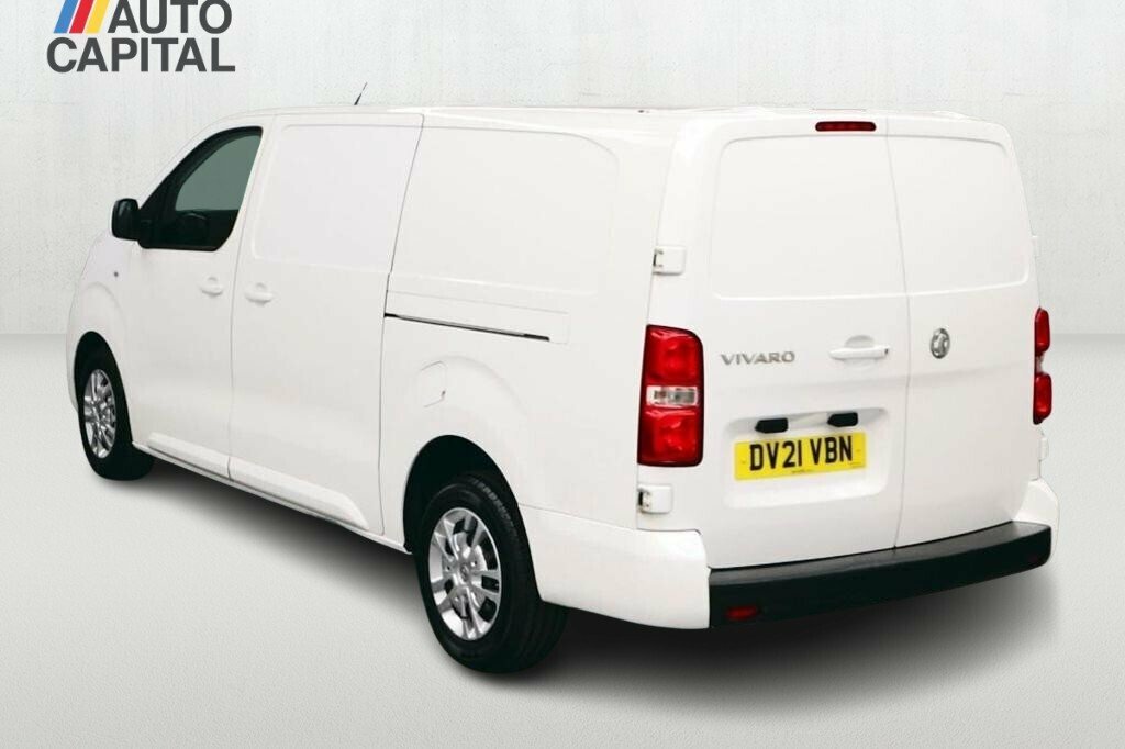 Vauxhall Vivaro 1.5L Sportive 6Dr DV21VBN White #3