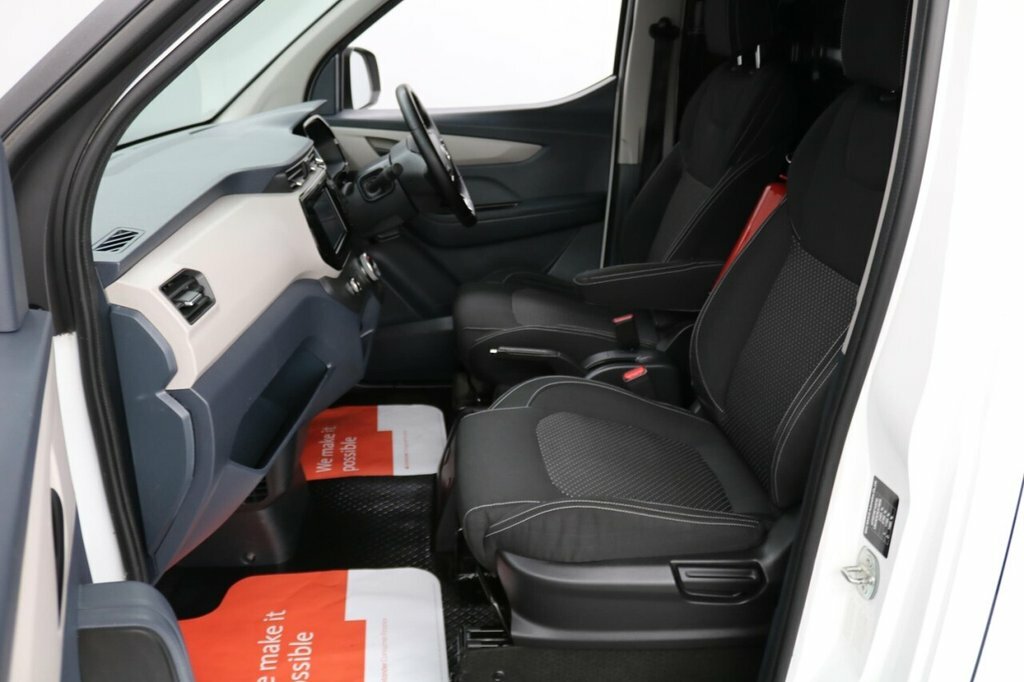Maxus eDeliver 3 Mpv White #15