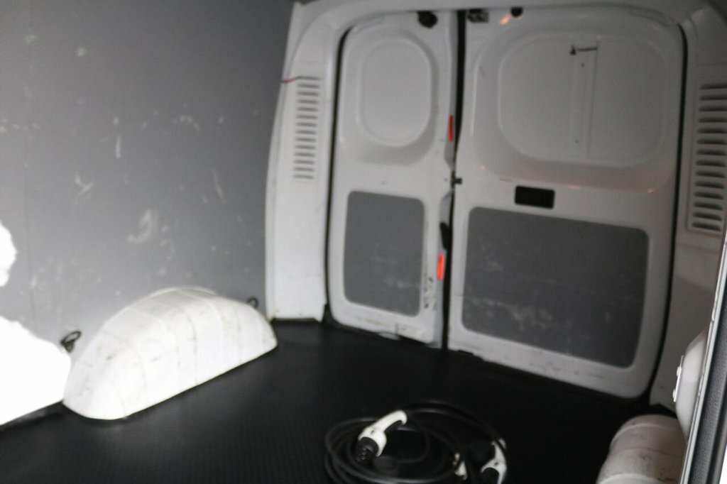 Maxus eDeliver 3 Mpv White #10