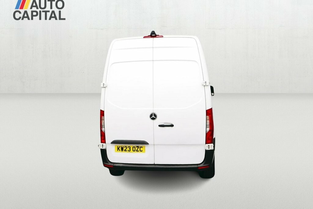 Mercedes-Benz Sprinter 2L Premium KW23OZC White #4