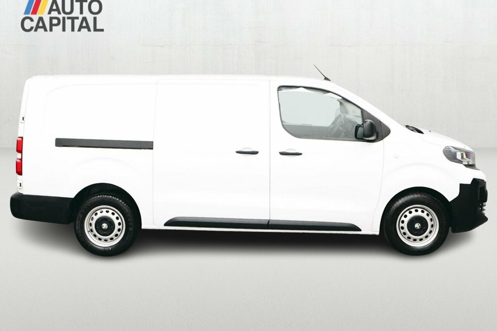 Vauxhall Vivaro 2L Prime 6Dr VK25MZD White #6