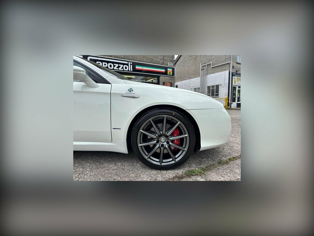 Alfa Romeo Brera Coupe Jtdm 2010 Grey #16