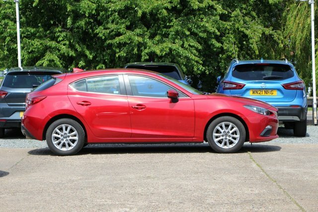 Mazda 3 1.5 Skyactiv-g Se Nav Hatchback Red #2