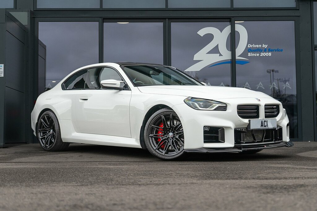 BMW M2 Biturbo White