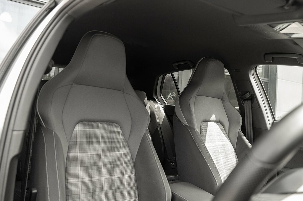 Volkswagen Golf Tdi Gtd Silver #6