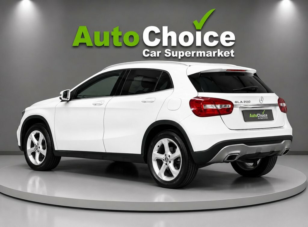 Mercedes-Benz GLA Class 1.6L Sport FV67HCE White #2