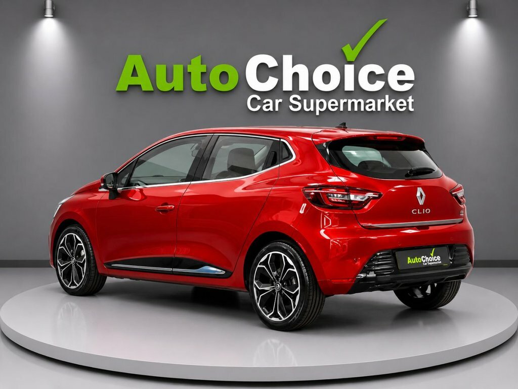 Renault Clio 1.5L Dynamique S Nav Red