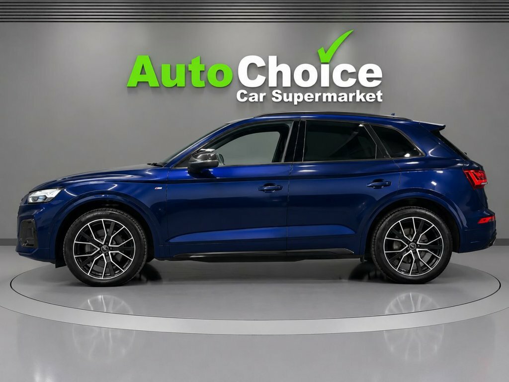 Audi SQ5 3L Black Edition Blue #3