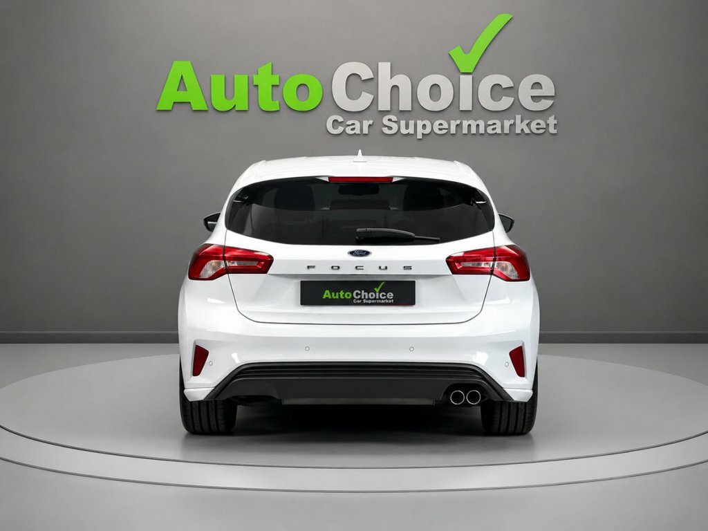Ford Focus 1L St-line X FV18HXK White #3