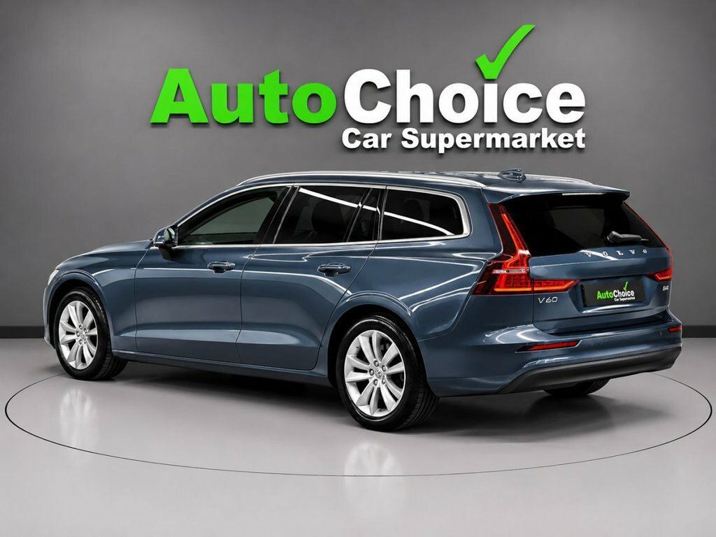 Volvo V60 2L Momentum Blue