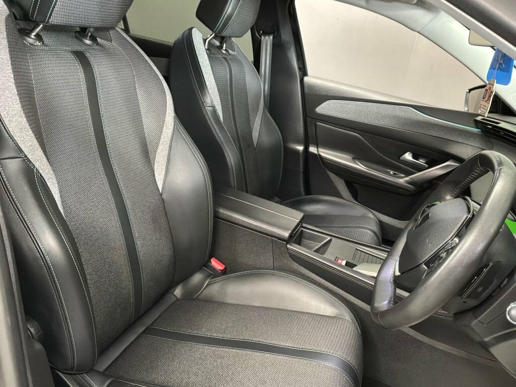 Peugeot 308 1.5L Allure Premium VF22BZO Black #3