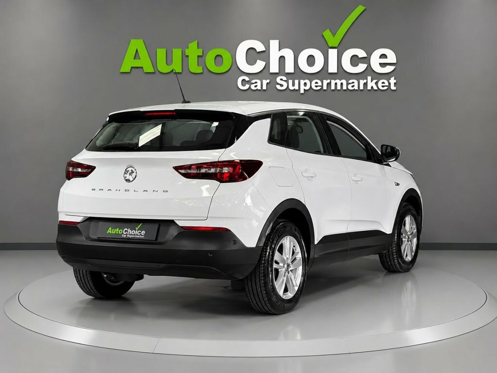 Vauxhall Grandland 1.2L Design MM22FSE White #5